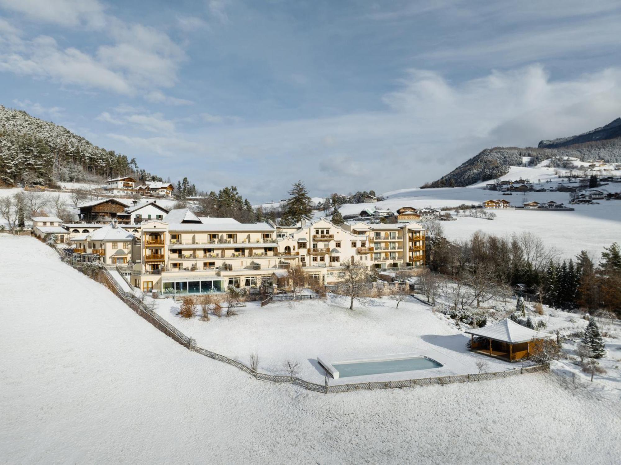 Mirabell Alpine Garden Resort & Spa シウジ エクステリア 写真